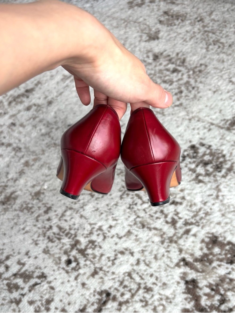 Vintage Salvatore Ferragamo Red Leather Black Cap Toe Pumps Heels (Size 5.5) - Picture 9 of 11